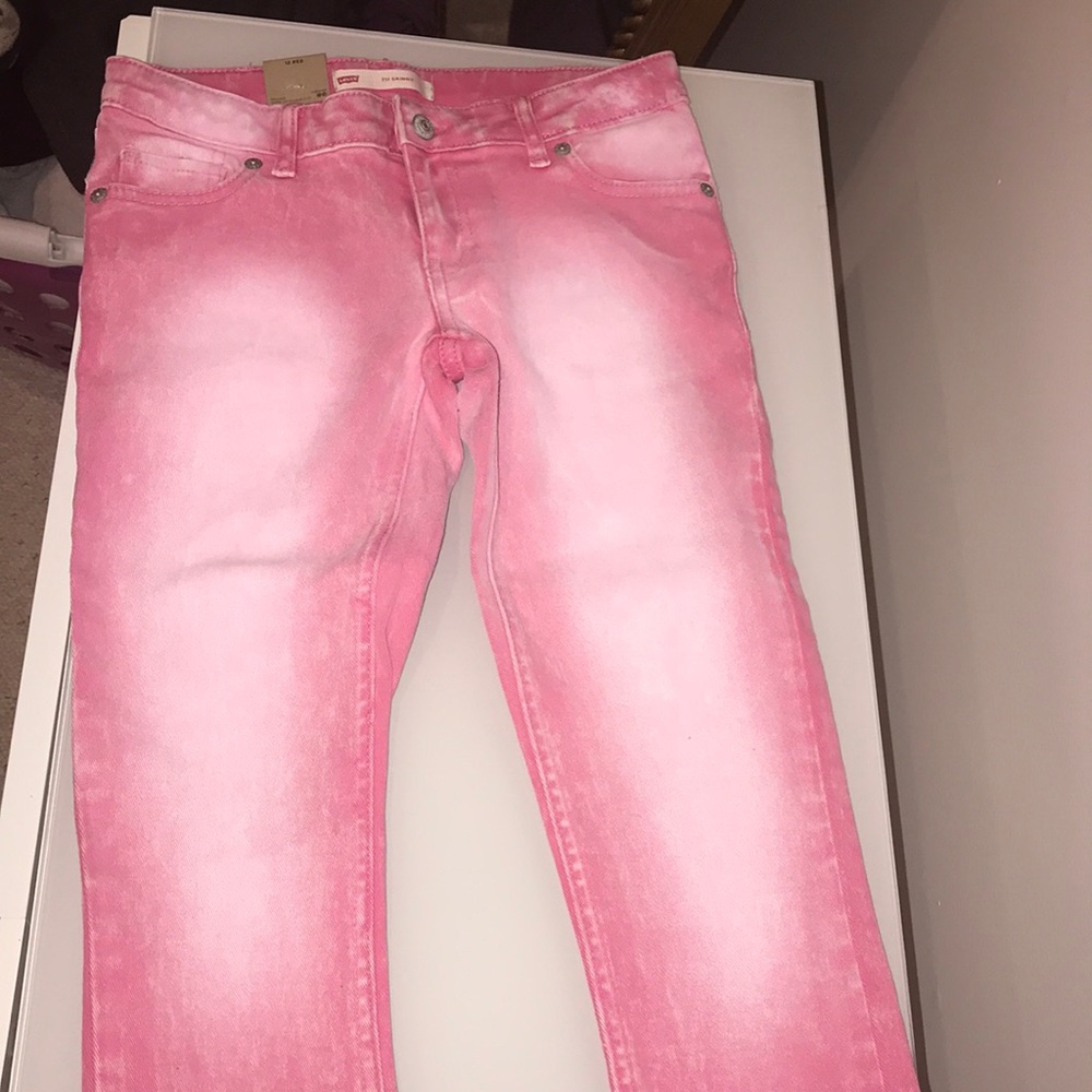 Levis pink skinny jeans